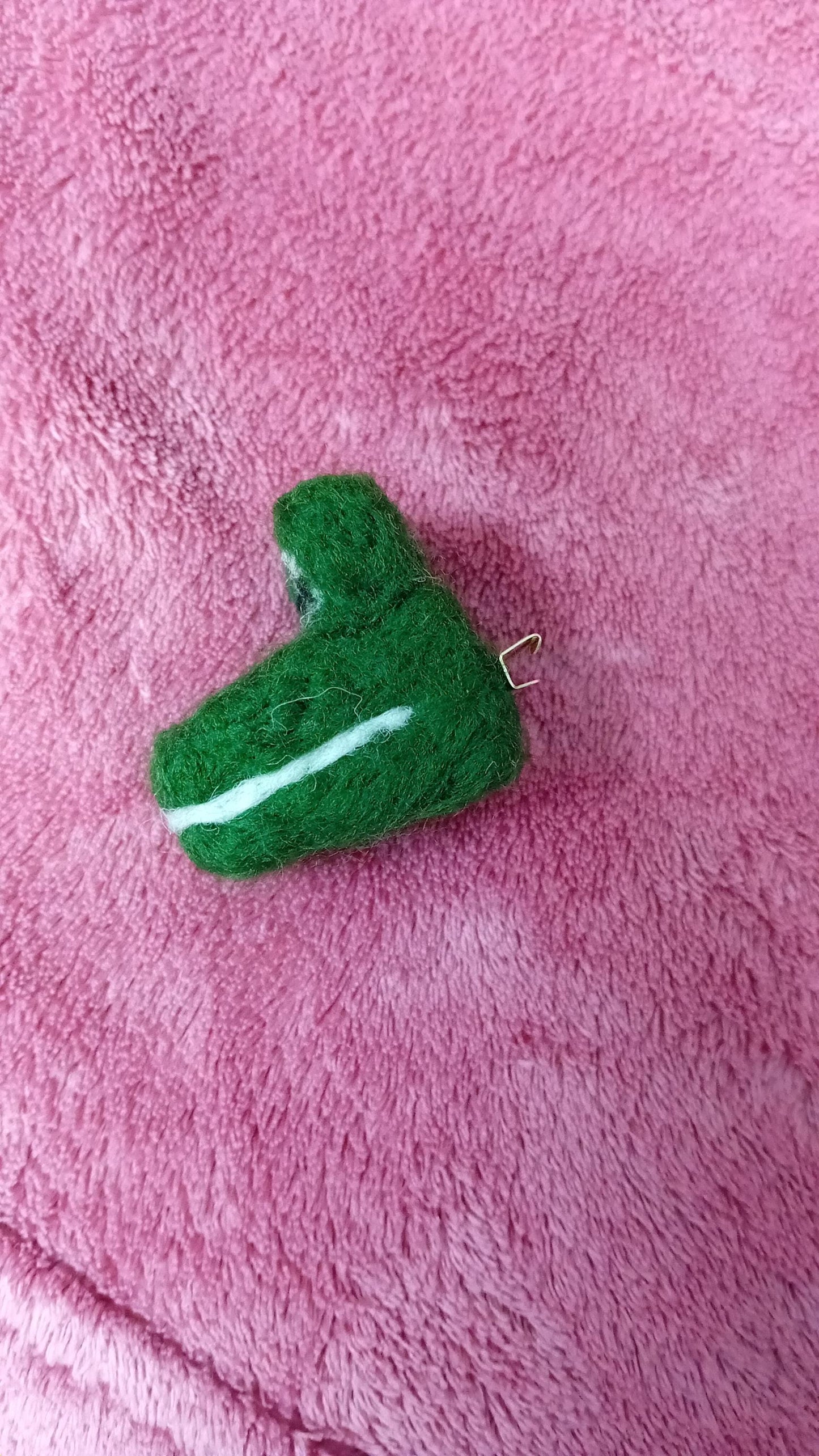 Handmade Needlefelt Animal Badge: Wool Felt Pin,secret Santa