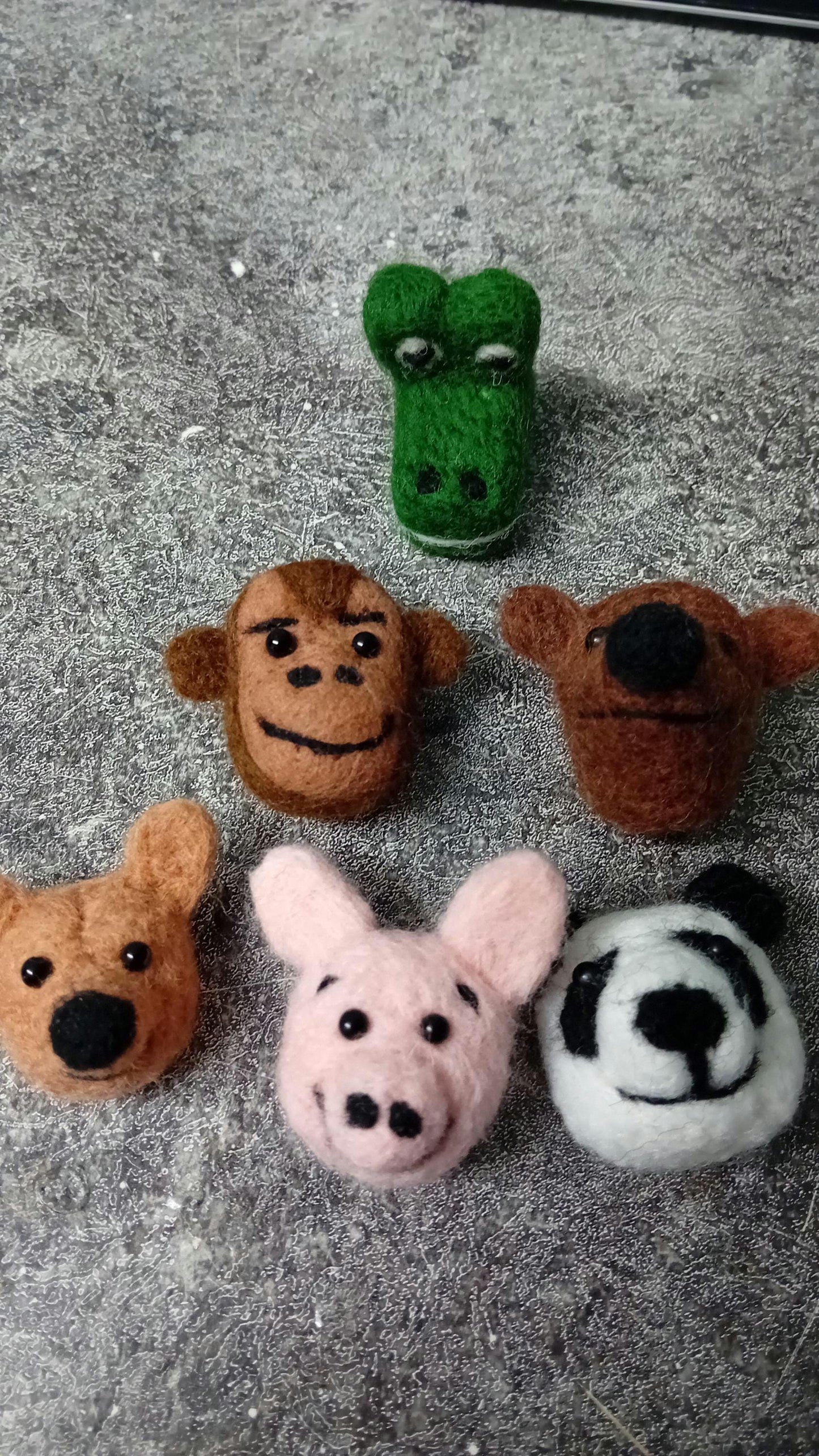 Handmade Needlefelt Animal Badge: Wool Felt Pin,secret Santa