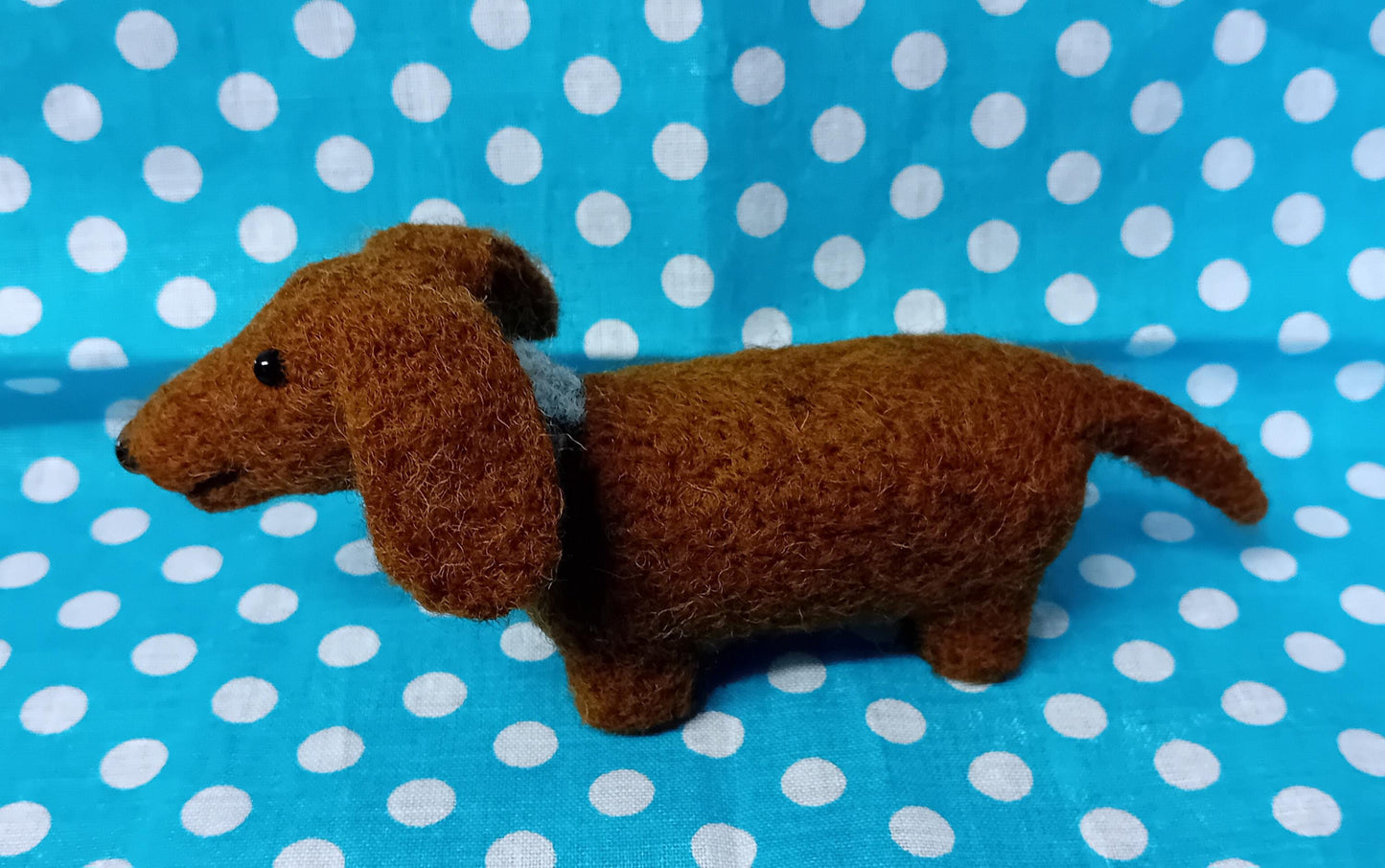 Needlefelt Sausage Dog: Handmade Dachshund Gift