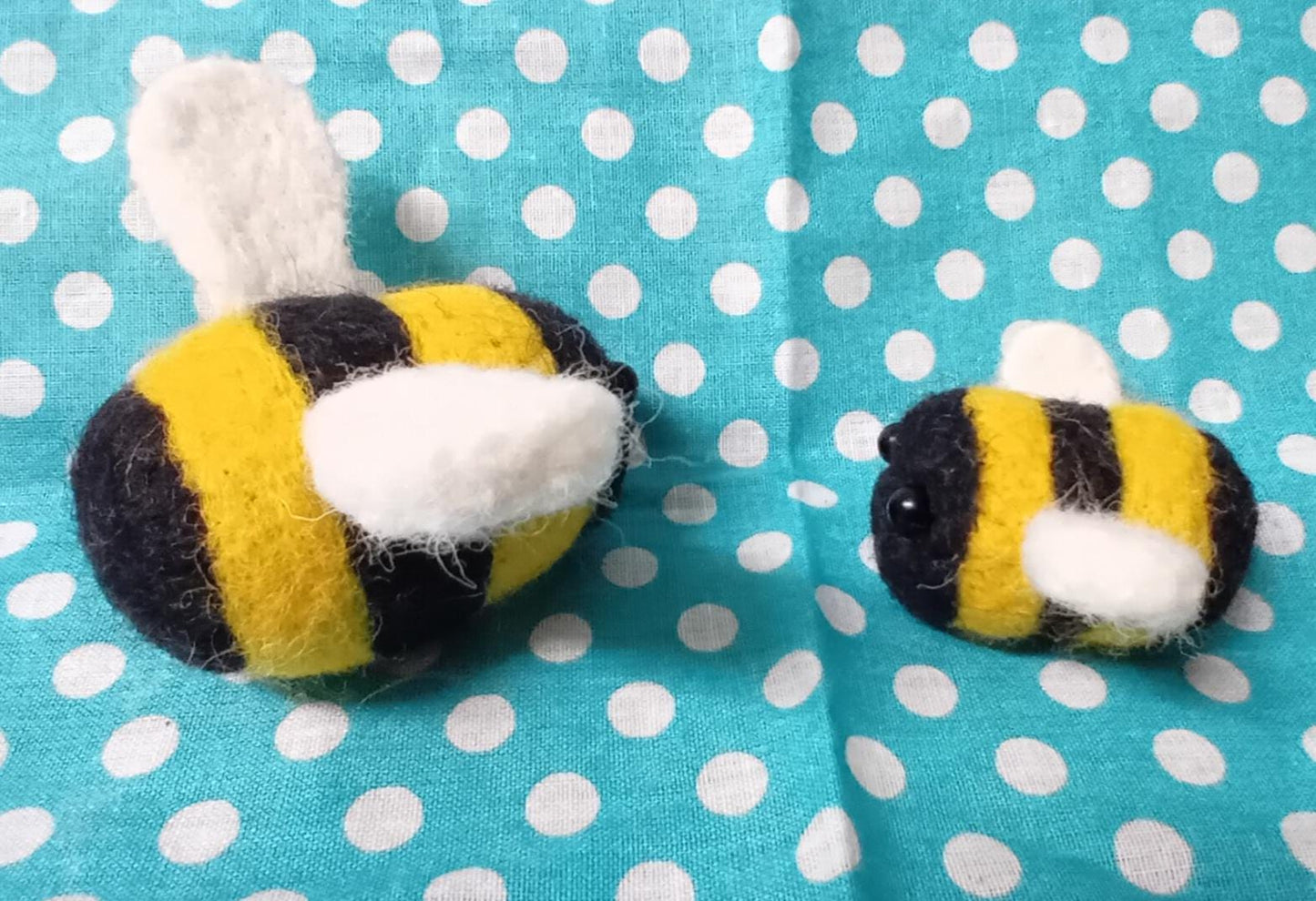 Needlefelt bumble bee. bee gift. bees. unique gifts for family mum dad nanny grandad