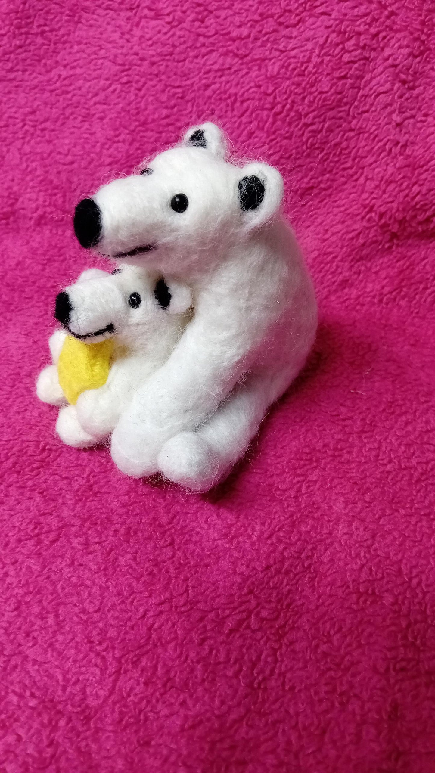 Handmade Needle Felt Polar Bear: Wool Animal Sculpture (10x9x11cm)