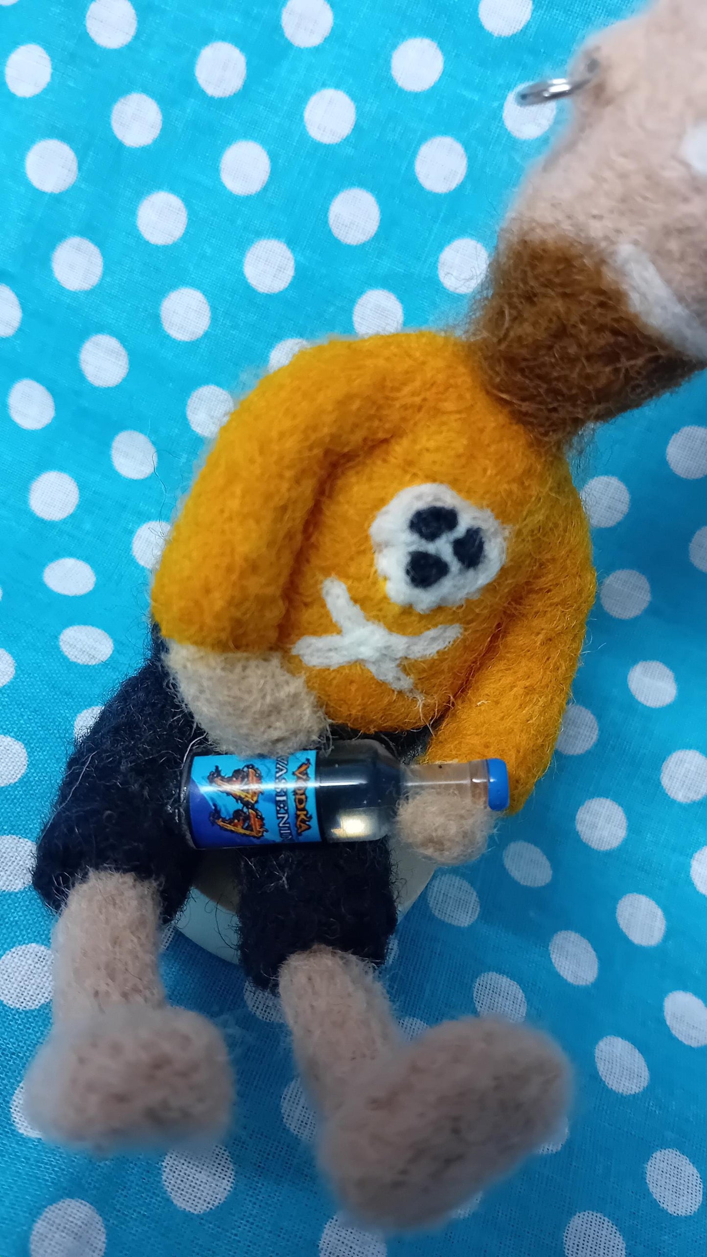 Needlefelt drunk man pirate salior dad brother mates,stag hen gift,novelty funny gift vodka