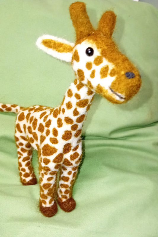 Needlefelt Giraffe: Collectible Zoo Animal Gift