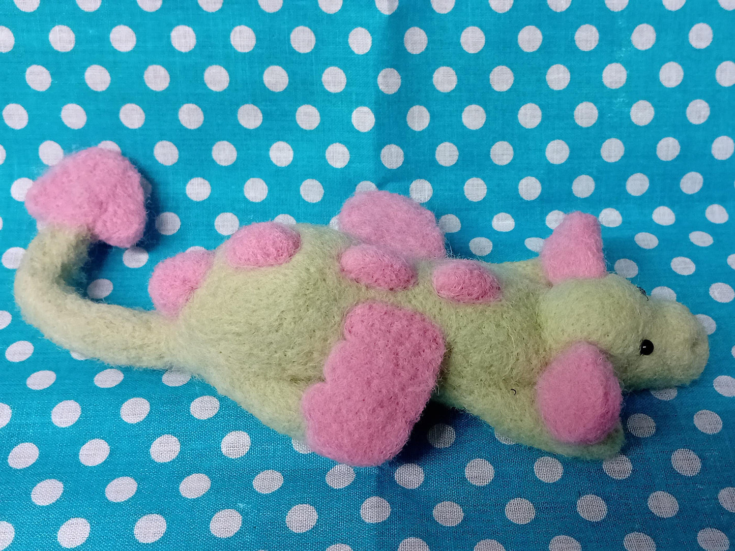 Needlefelt dragon gifts for dad mum nan sister uncle auntie friend teacher jelly cat ,unique gifts