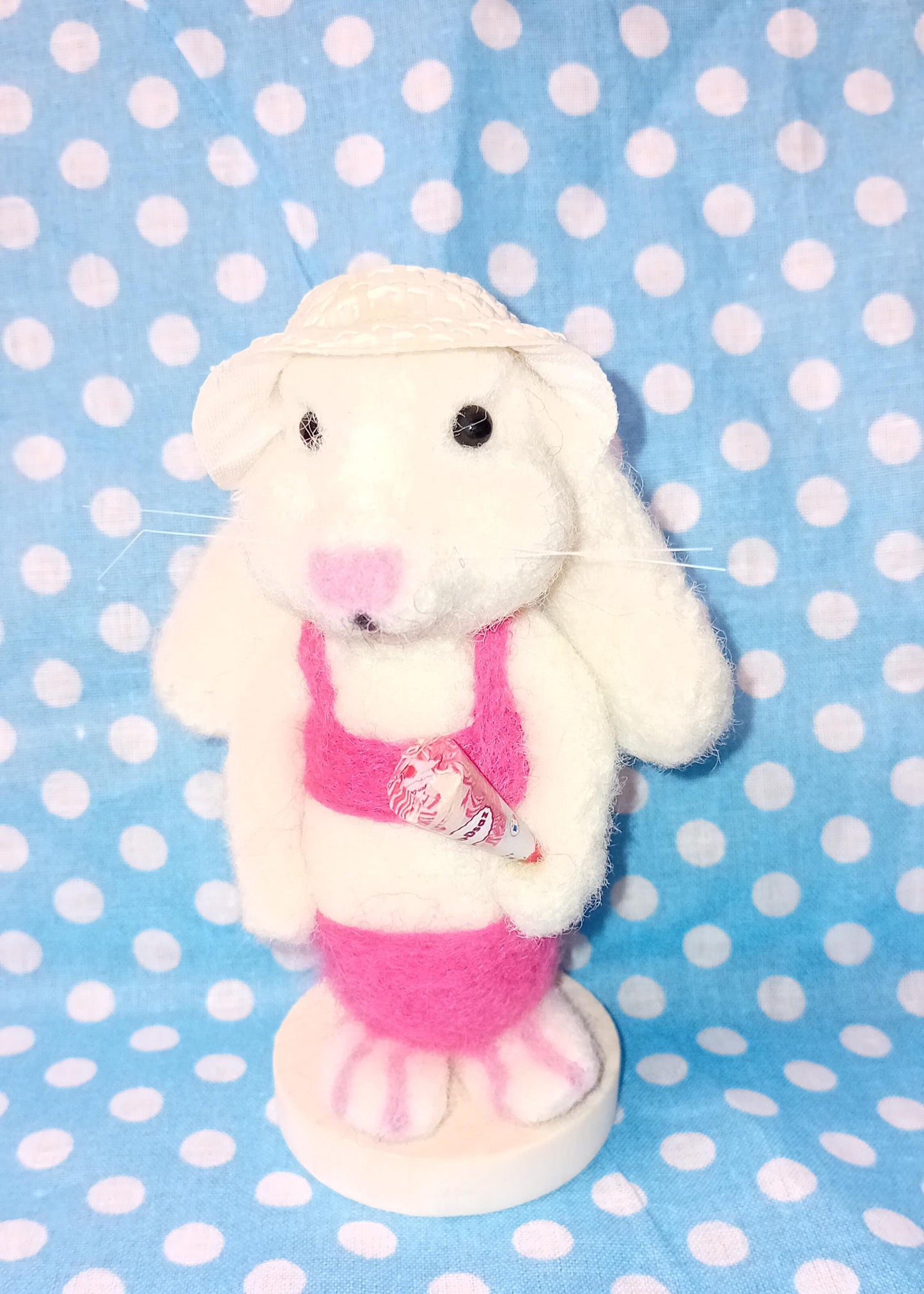 Needlefelt rabbit bunny ,unique gift for mum dad sister auntie friend teacher,summer bunny, rabbit gift bunny gift