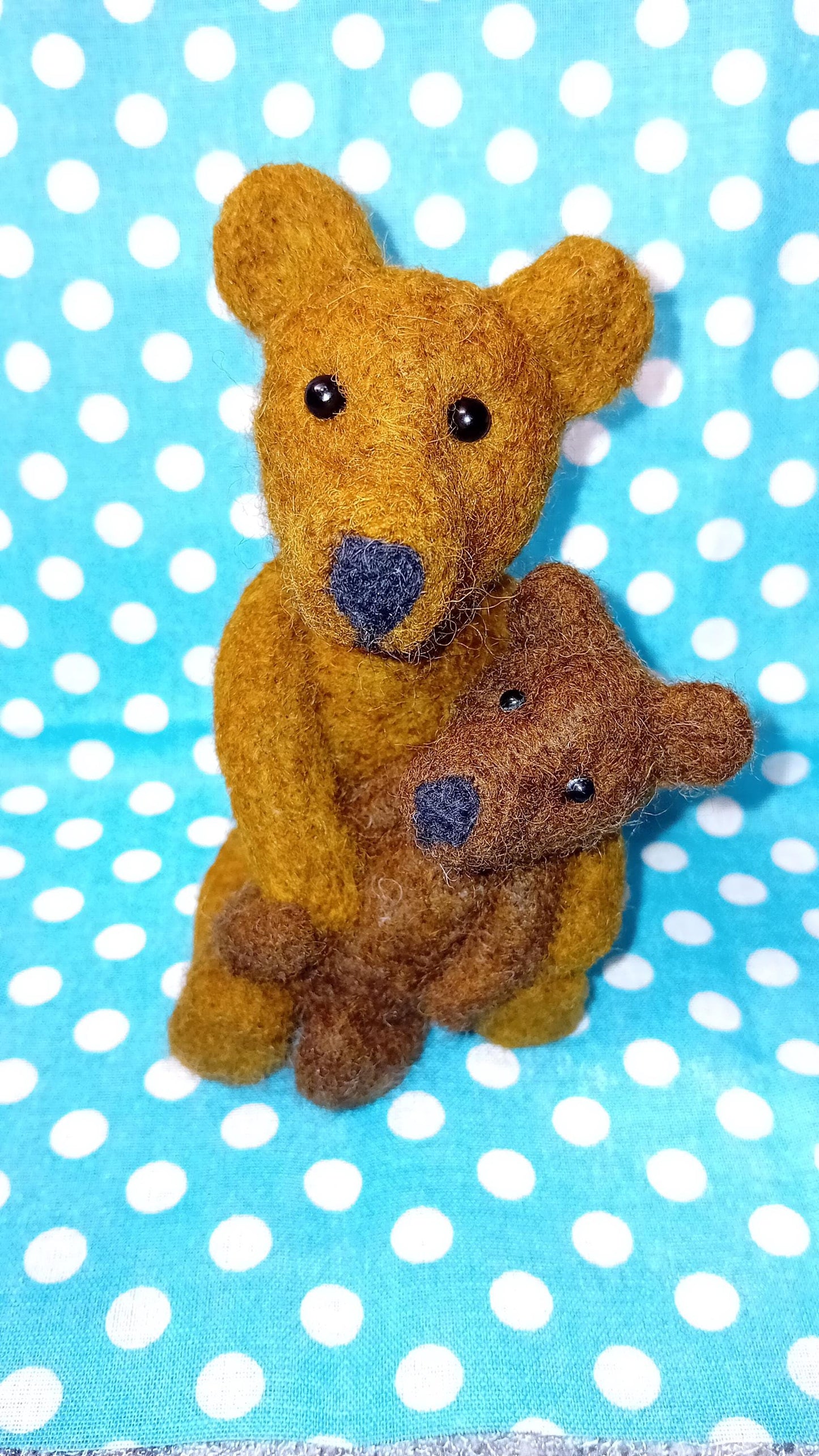 Needlefelt Bear with Cub: Unique Animal Lover Gift