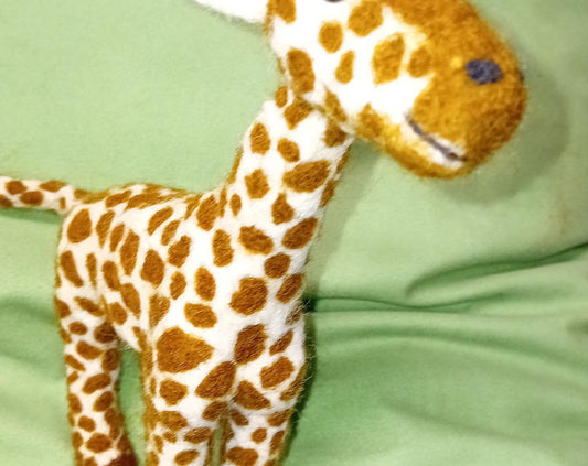 Needlefelt Giraffe: Collectible Zoo Animal Gift
